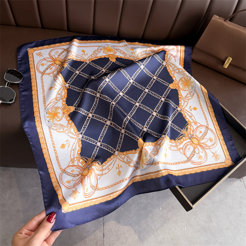 ผ้าพันคอไหมพิมพ์ลายโซ่สีน้ำเงิ - Ascot Neck Scarf บทวิจารณ์และราคา
