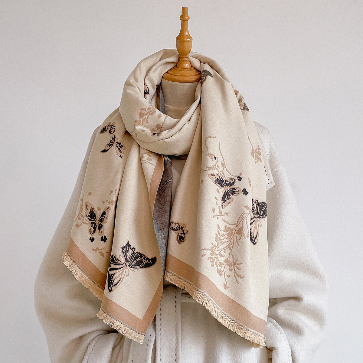 ผ้าพันคอแคชเมียร์เทียมสำหรับผู - Woven Scarf Blanket บทวิจารณ์และราคา